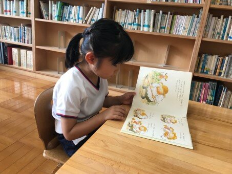 図書室　ちさ.jpg
