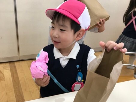 お店やさんごっこ あきと.jpg