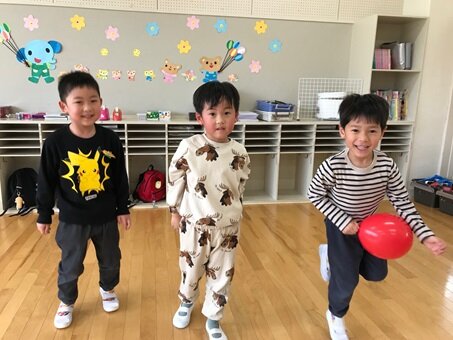 風船バレー 男の子.jpg