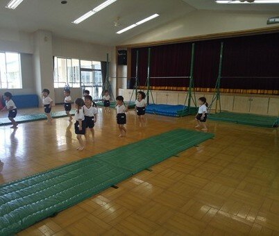 すみれ１体操②修正版.JPG