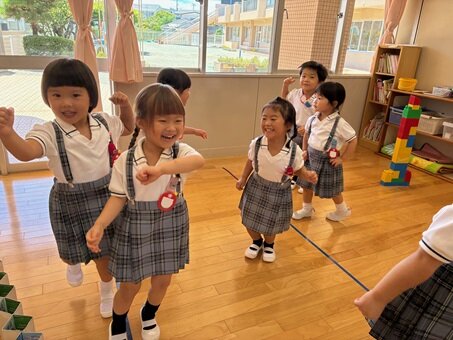 すみれ１ダンス１.jpg