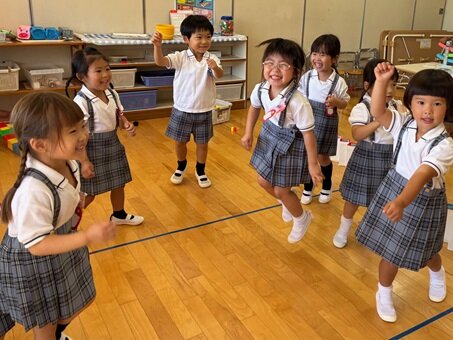 すみれ１ダンス３.jpg